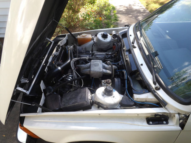 1983 Alpine White BMW 3-Series 2 door