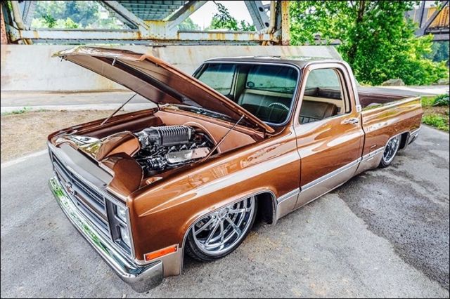 1983 Folded bronze/ pale adobe Chevrolet C-10 Fleet side