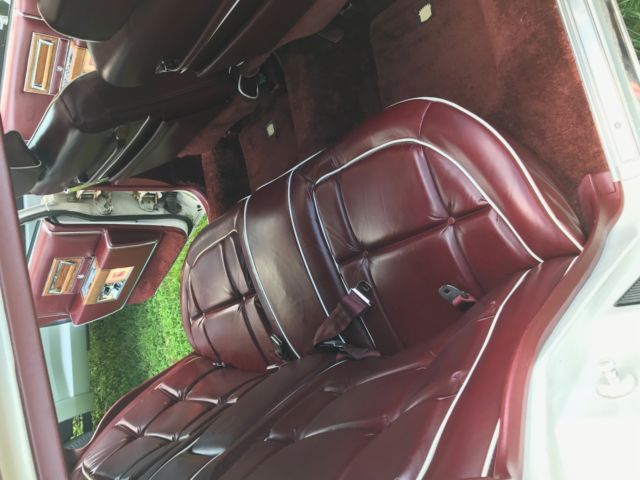 1983 White Cadillac Fleetwood Sedan