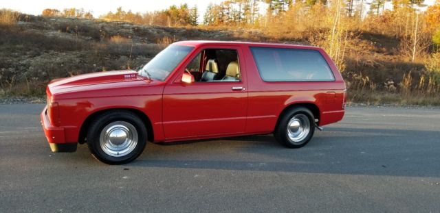 1983 Red Chevrolet Blazer