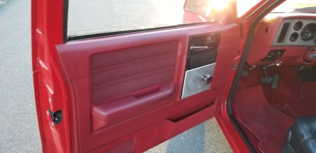 1983 Red Chevrolet Blazer