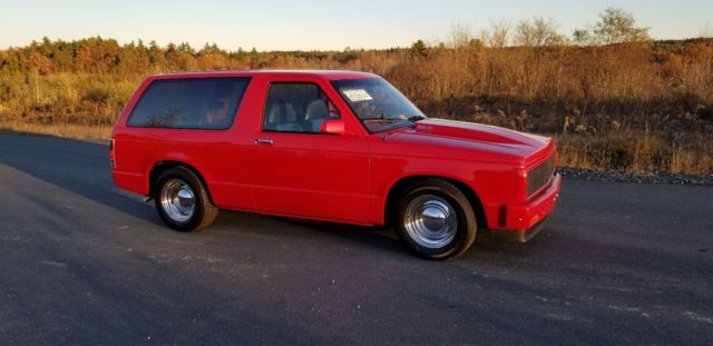 1983 Red Chevrolet Blazer
