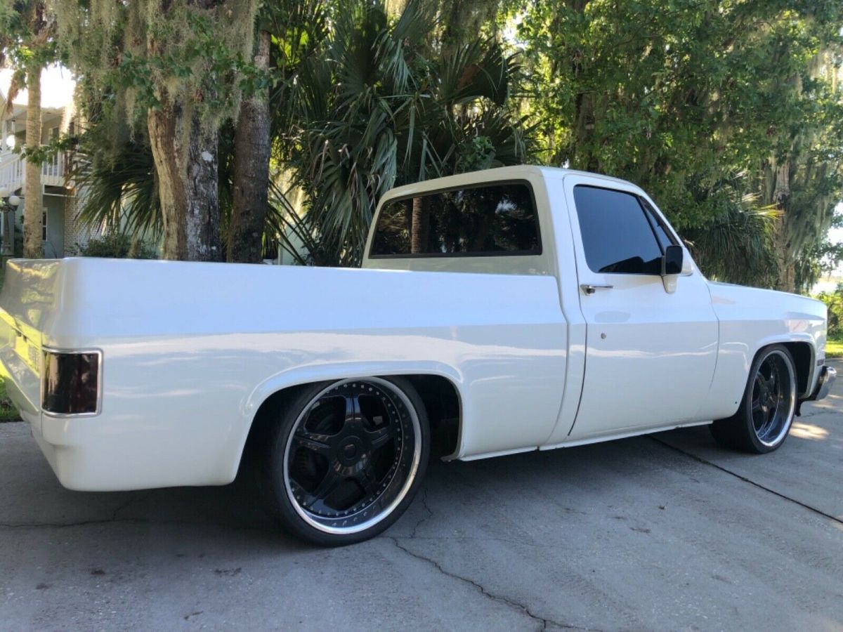 1983 White Chevrolet C-10 Standard Cab Pickup