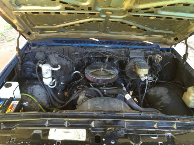 1983 SPECTER BLUE METALLIC Chevrolet C-10 Standard Cab Pickup