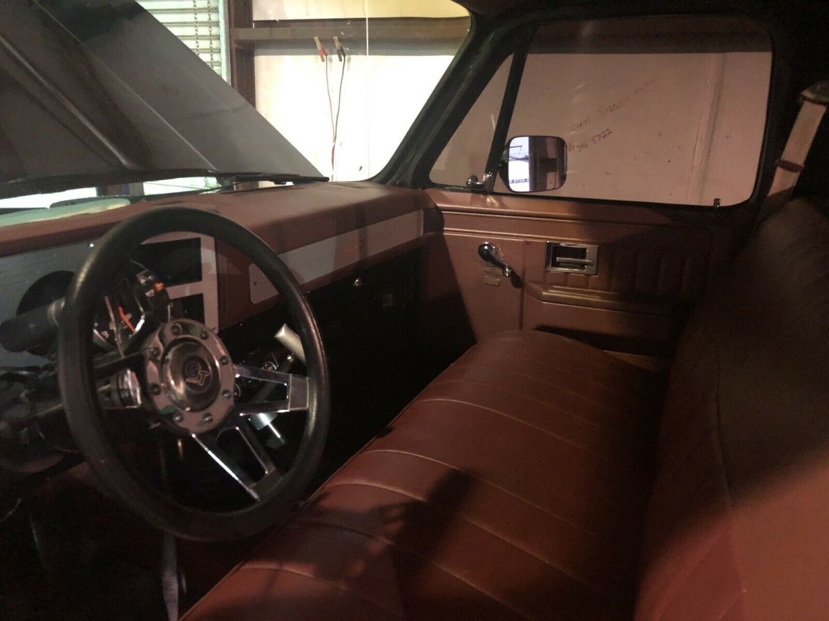 1983 Black Chevrolet K10 Pickup