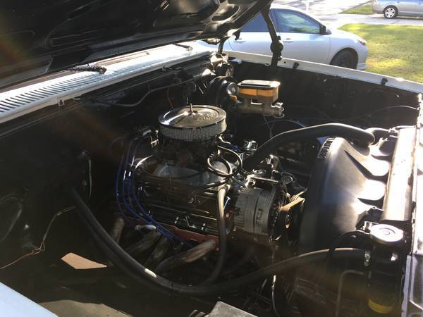 1983 White Chevrolet C/K Pickup 1500 Standard Cab Pickup