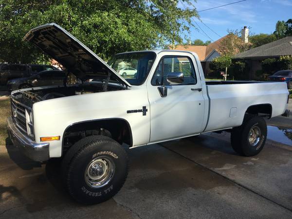 1983 White Chevrolet C/K Pickup 1500 Standard Cab Pickup