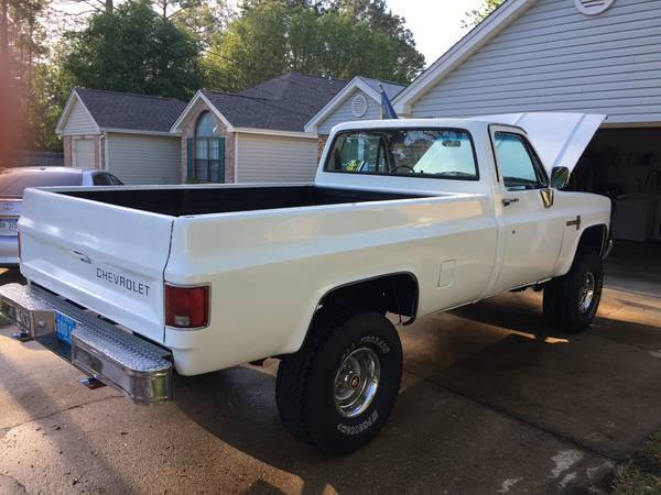 1983 White Chevrolet C/K Pickup 1500 Standard Cab Pickup
