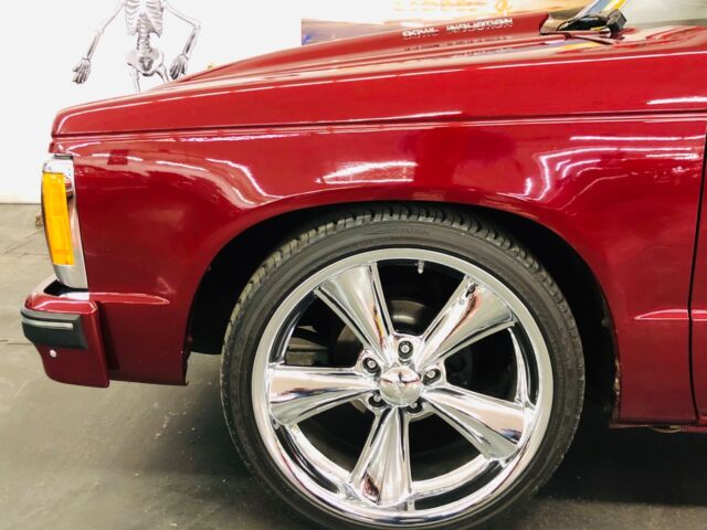 1983 Burgundy Chevrolet S-10 Pickup