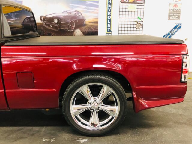 1983 Burgundy Chevrolet S-10 Pickup