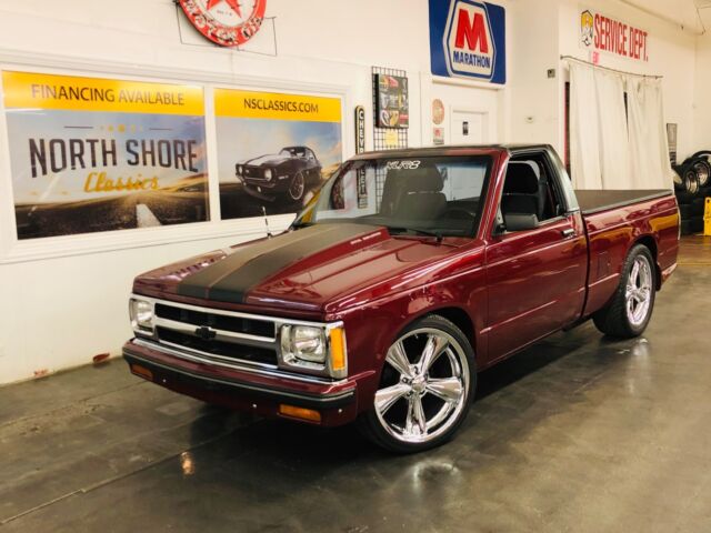 1983 Burgundy Chevrolet S-10 Pickup