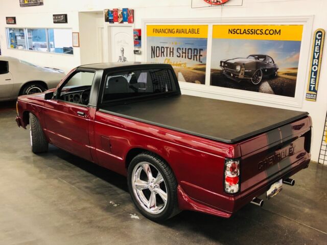 1983 Burgundy Chevrolet S-10 Pickup