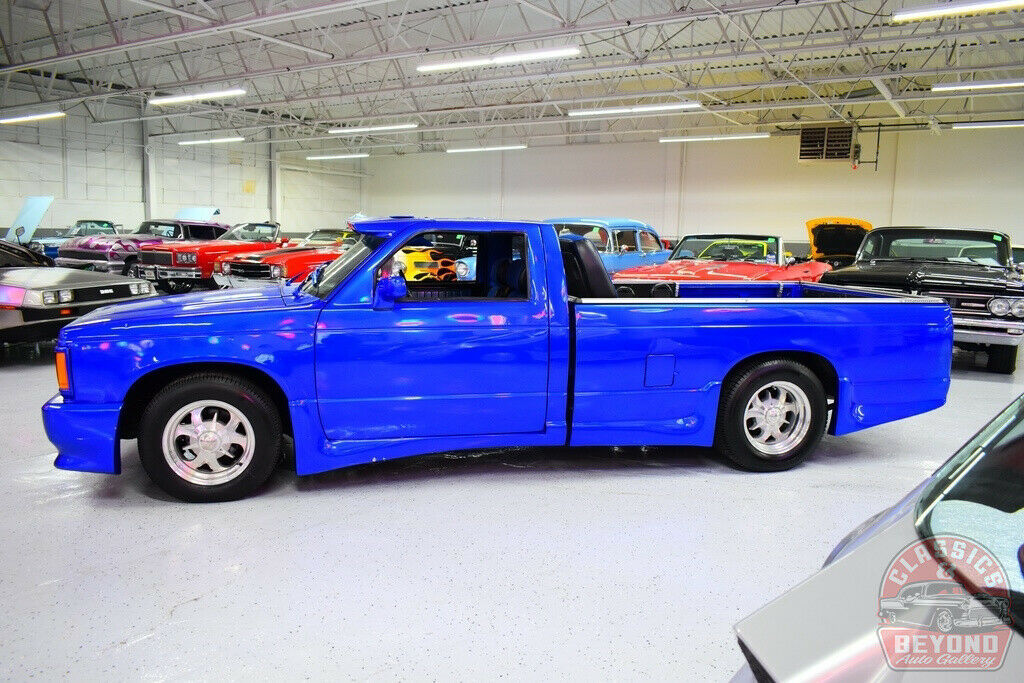 1983 Blue Chevrolet S-10 Pickup Truck