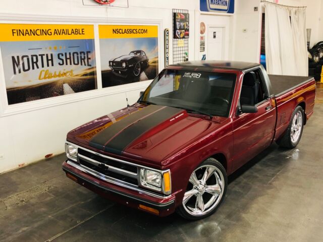 1983 Burgundy Chevrolet S-10 Pickup