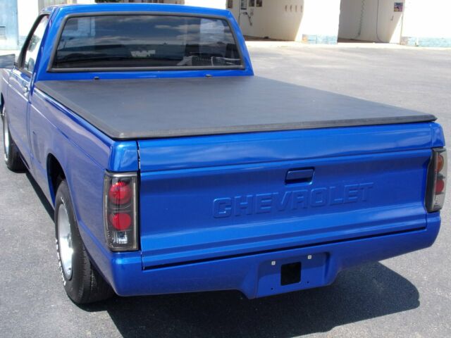 1983 Blue Chevrolet S-10 Standard Cab Pickup