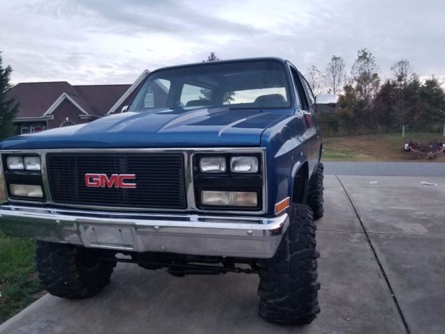 1983 Blue Chevrolet Blazer SUV