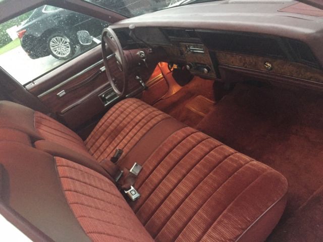 1983 Matallic ligjt brown Chevrolet Capriceold Sedan