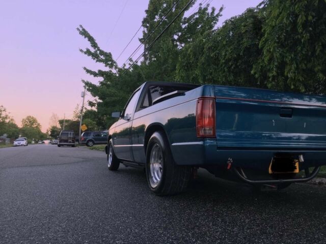 1983 Blue Chevrolet S-10 Pick up