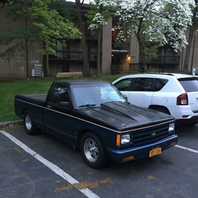 1983 Blue Chevrolet S-10 Pick up