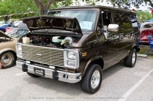 1983 Brown Chevrolet G20 Van