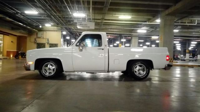 1983 White Chevrolet C-10 Standard Cab Pickup