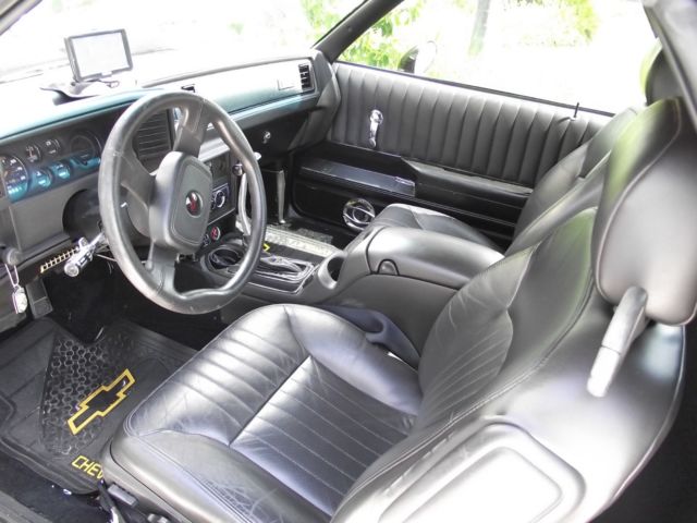1983 BLACK CHERRY Chevrolet El Camino Standard Cab Pickup