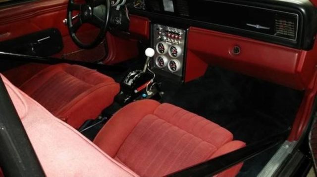 1983 Black Ford Thunderbird