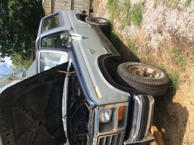 1983 Red Ford Bronco