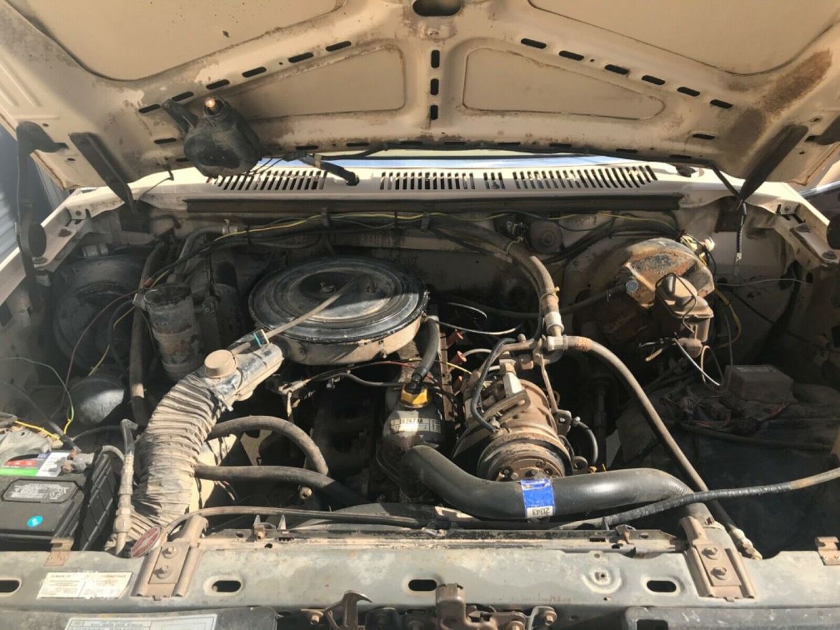 1983 Brown Ford Bronco SUV