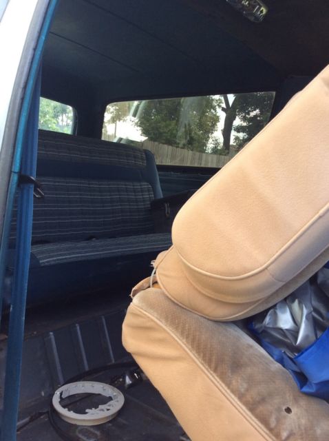 1983 Red Ford Bronco