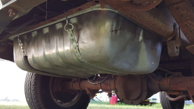 1983 Red Ford Bronco SUV