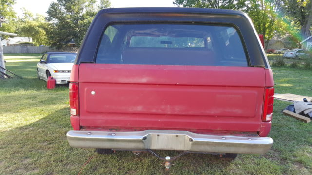1983 Red Ford Bronco SUV