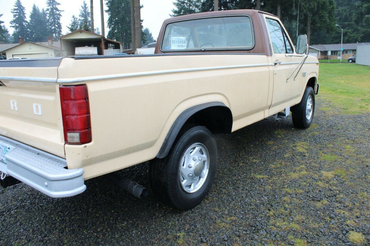 1983 Tan Ford F-250