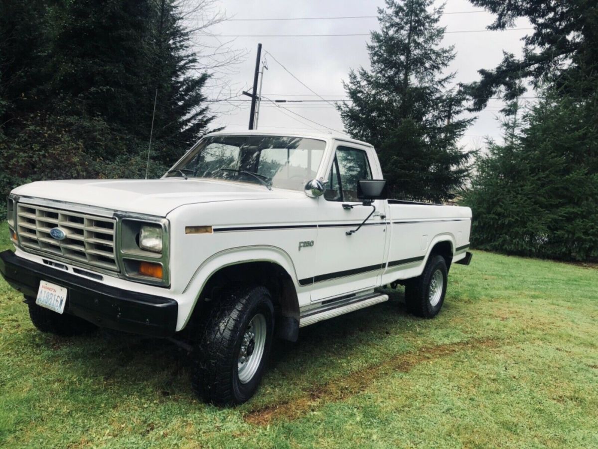 1983 White Ford F-250 Single cab 4 x 4