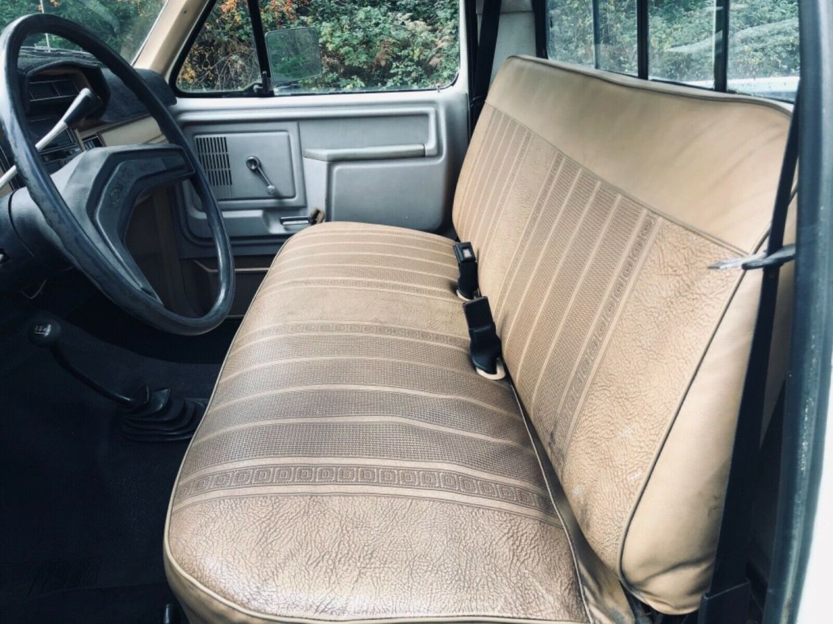 1983 White Ford F-250 Single cab 4 x 4