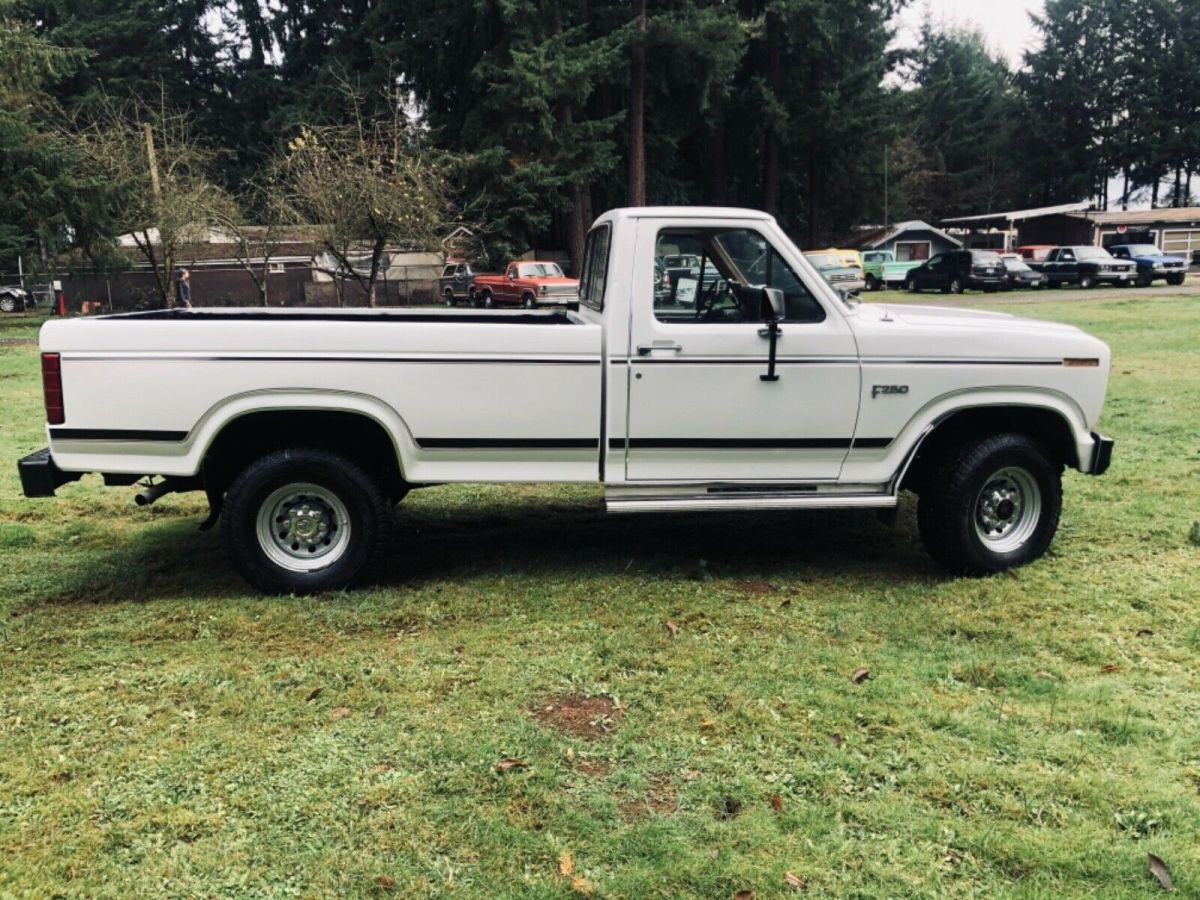 1983 White Ford F-250 Single cab 4 x 4