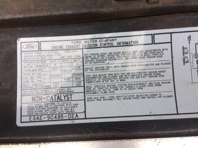 1983 White Ford F-250