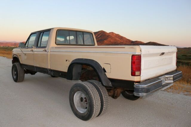 1983 Brown Ford F-350 Crew Cab Pickup