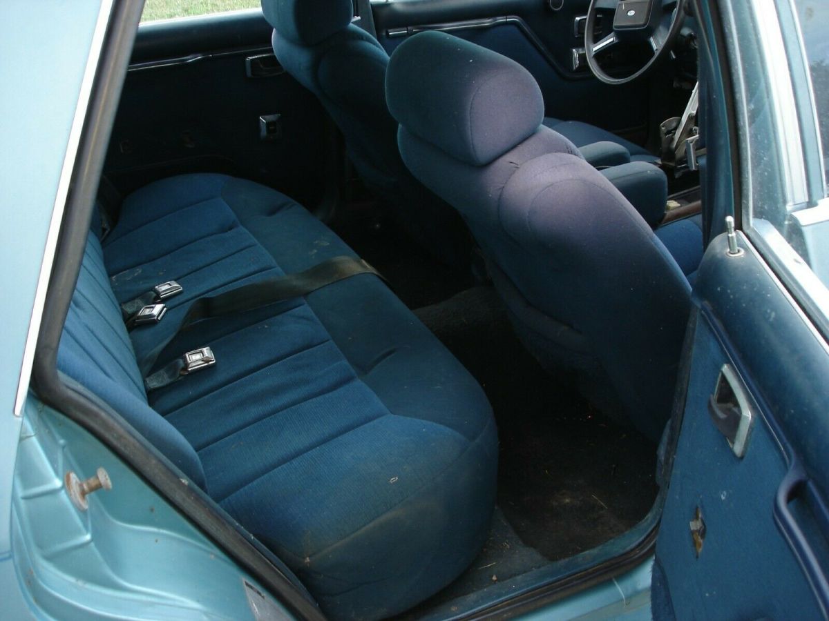 1983 Blue Ford LTD Wagon