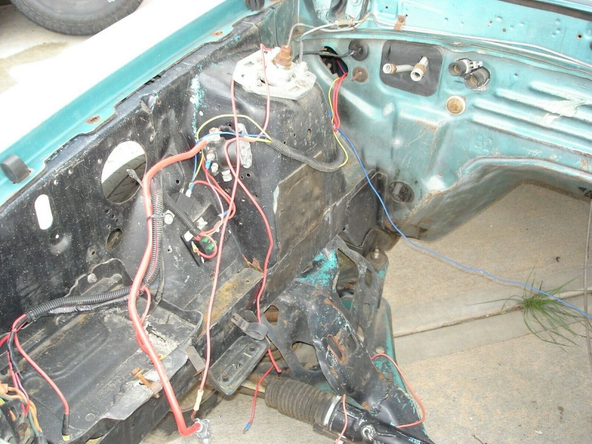 1983 Blue Ford LTD Wagon