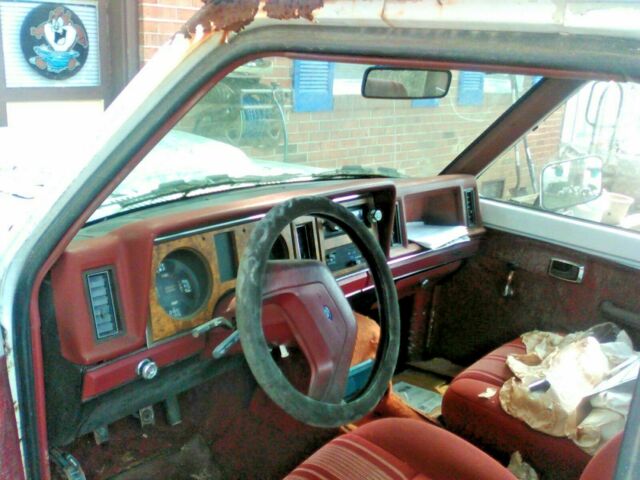 1983 White Ford Ranger Standard Cab Pickup