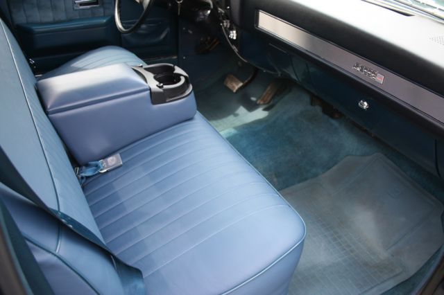 1983 Blue Chevrolet C-10 truck