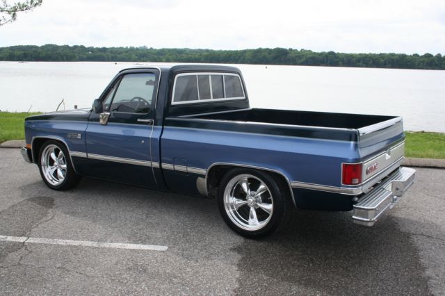 1983 Blue Chevrolet C-10 truck