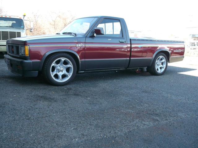 1983 Burgundy GMC Other pickup