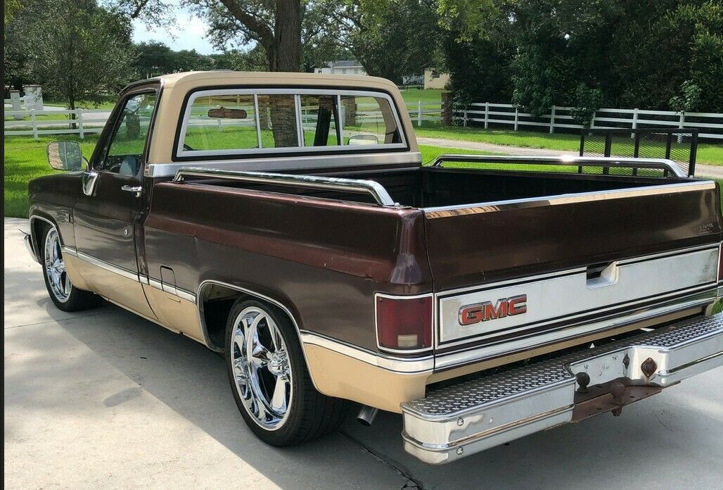 1983 White Chevrolet C-10 Standard Cab Pickup