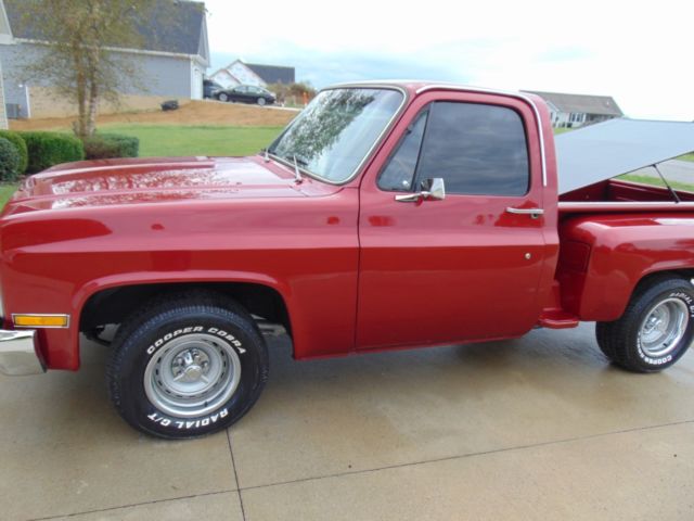 1983 Red GMC Sierra 1500 Standard Cab Pickup