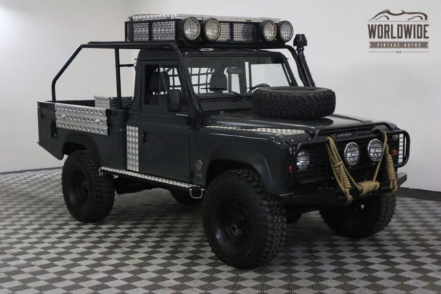 1983 Gray Land Rover Defender