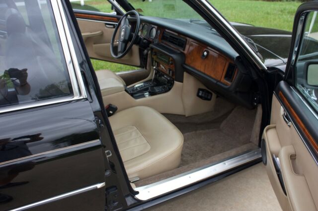1983 Black Jaguar XJ6 Sedan