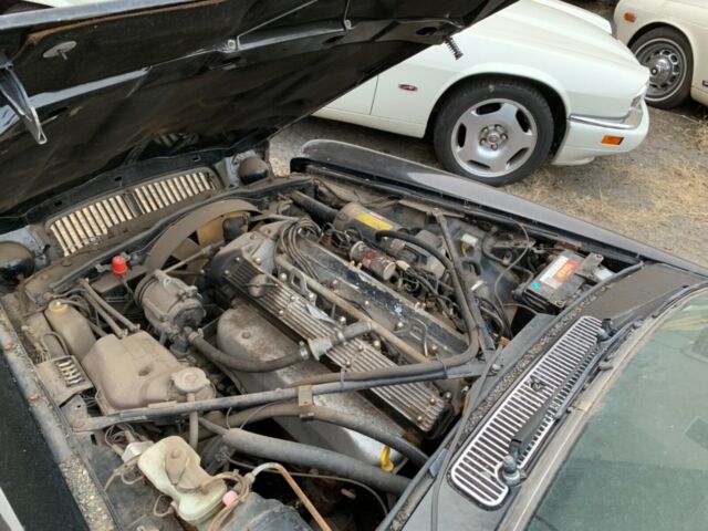 1983 black Jaguar XJ6 Sedan