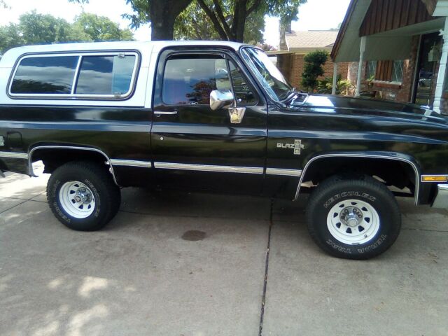 1983 Red Chevrolet Blazer SUV